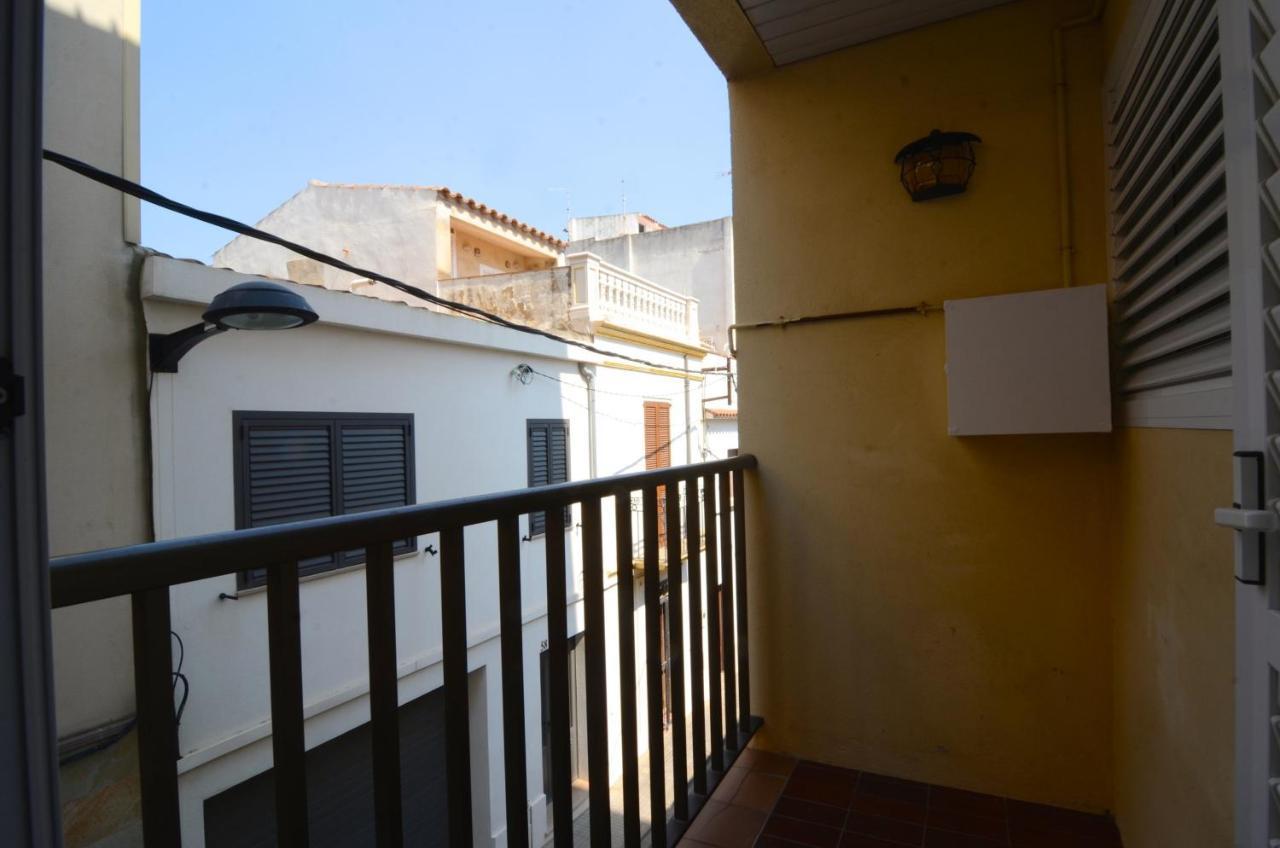 Enric Serra 54 L'Escala Exterior foto